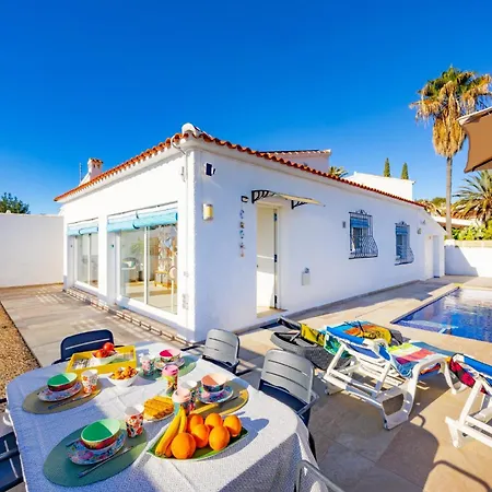 Villa Kuki - Plusholidays Ifach