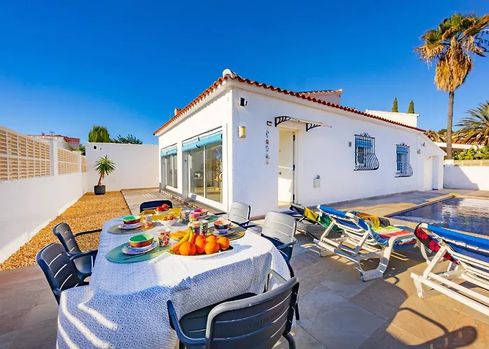 Villa Kuki - Plusholidays *