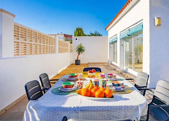 Kuki - Plusholidays Villa