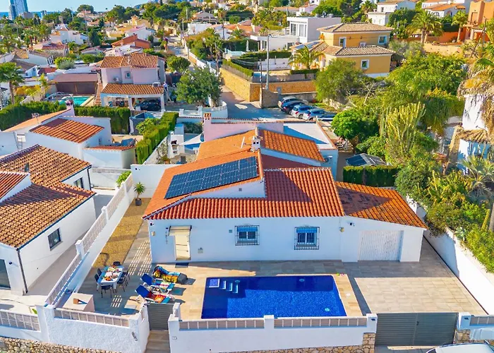 Kuki - Plusholidays Villa